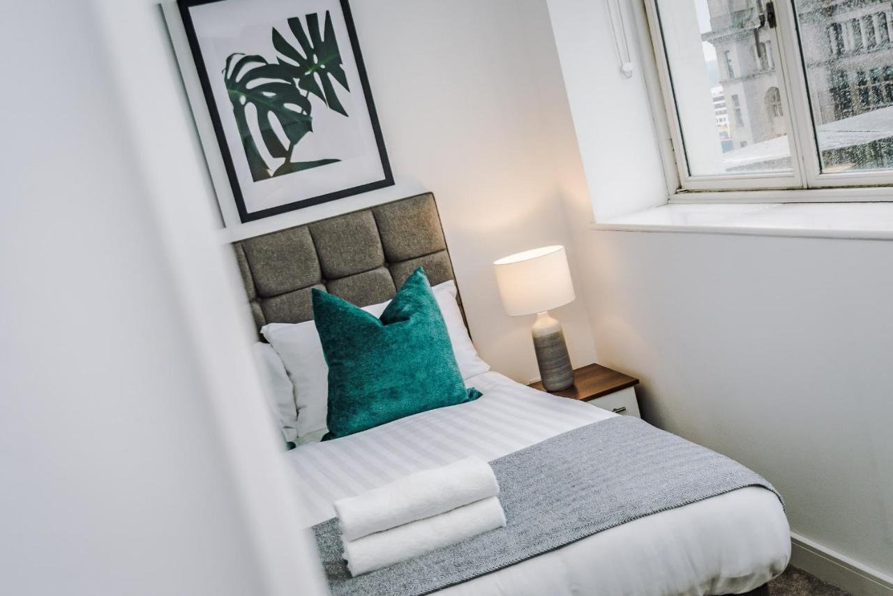 Host & Stay - Waterfront Penthouse Liverpool Bagian luar foto
