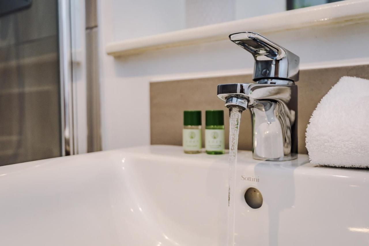 Host & Stay - Waterfront Penthouse Liverpool Bagian luar foto